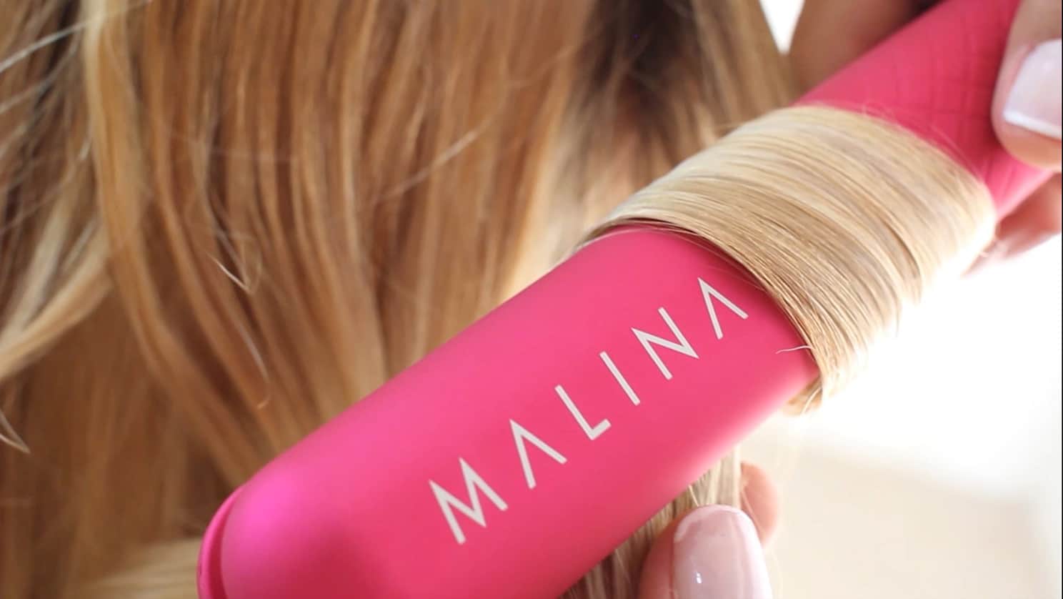 How to Curl Your Hair with a Straightener from Malina